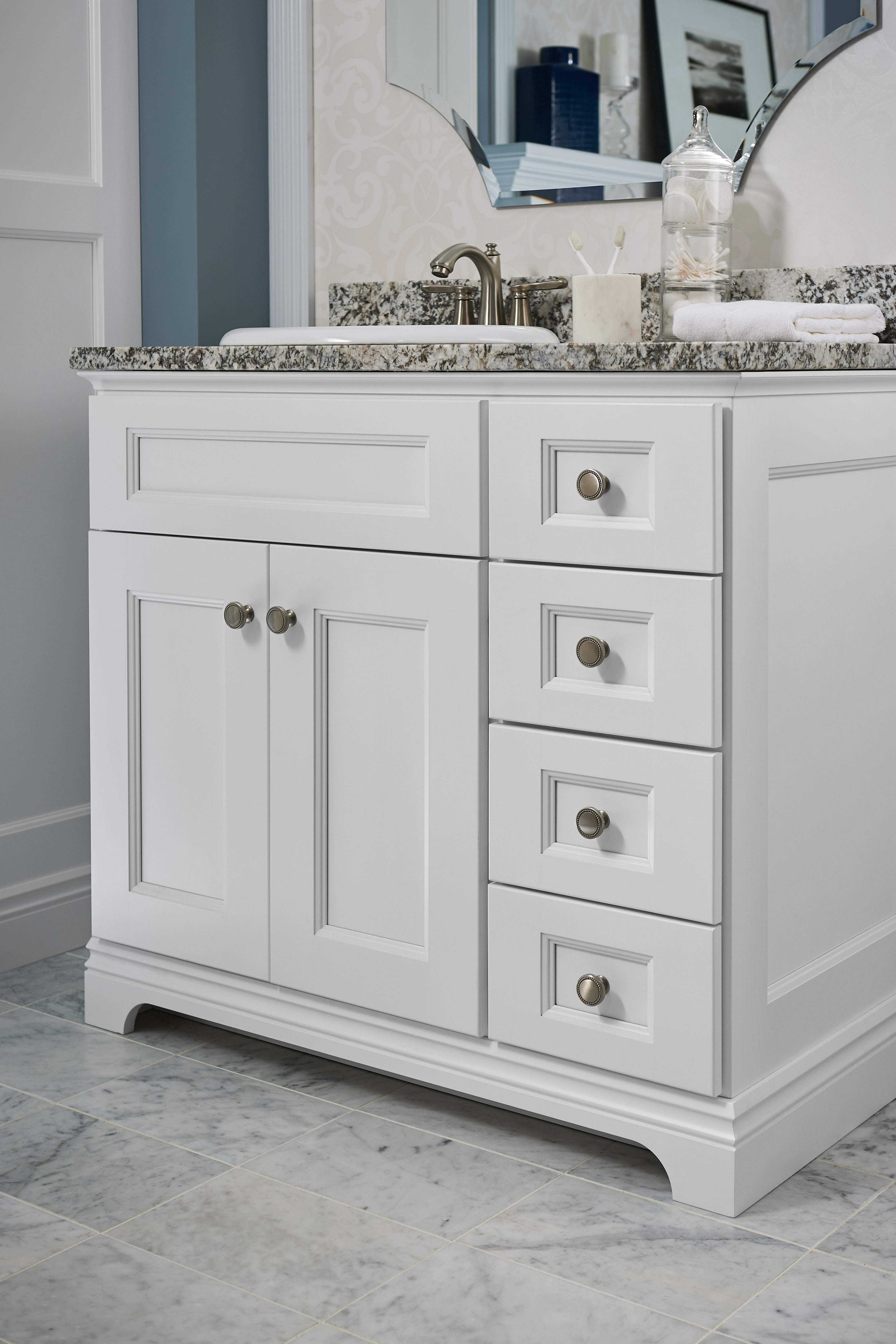 Yorktowne Cabinetry | Estate Collection