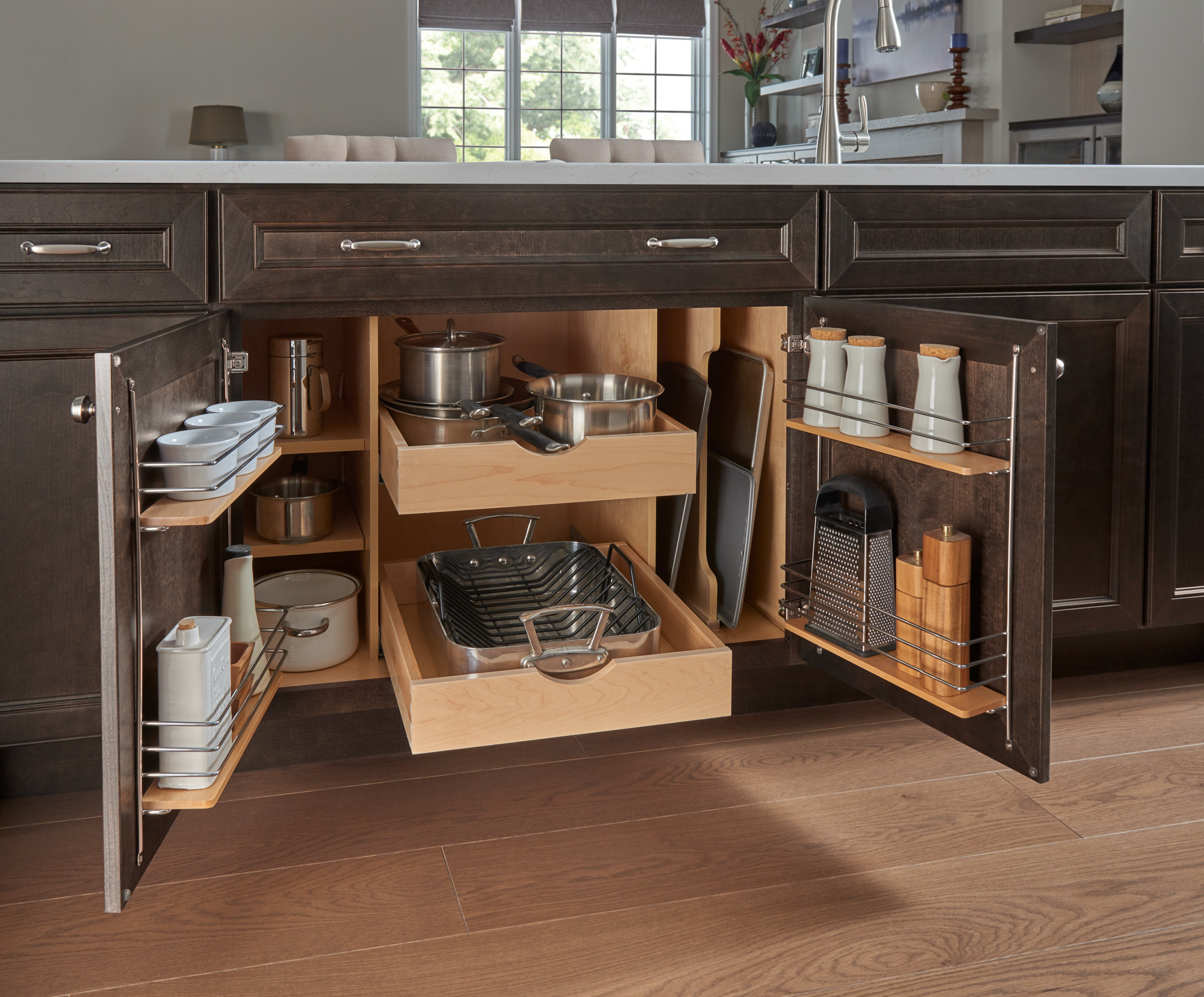 Yorktowne Cabinetry | Effortlessly Appealing